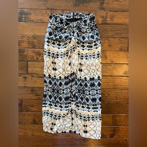 Zara Navy, Cream and Tan Patterned Skirt